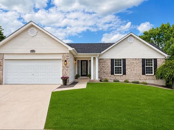 103 Emerald Isle Lane, Wentzville, MO 63385