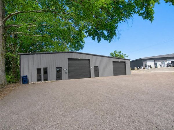 1702 S Johns St., Corinth, MS 38834