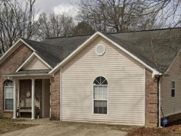 102 Pecan Ave., Booneville, MS 38829
