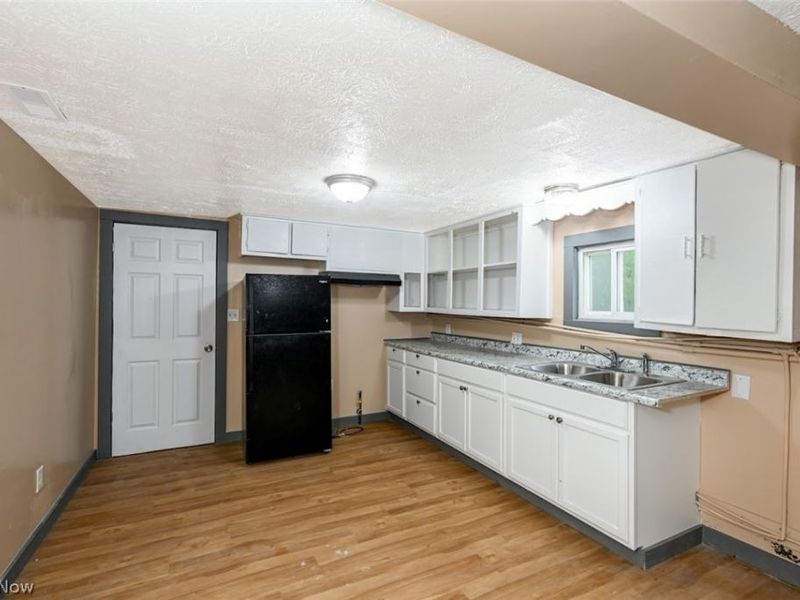 916 Abington Road, Akron, OH 44312 Photo 12