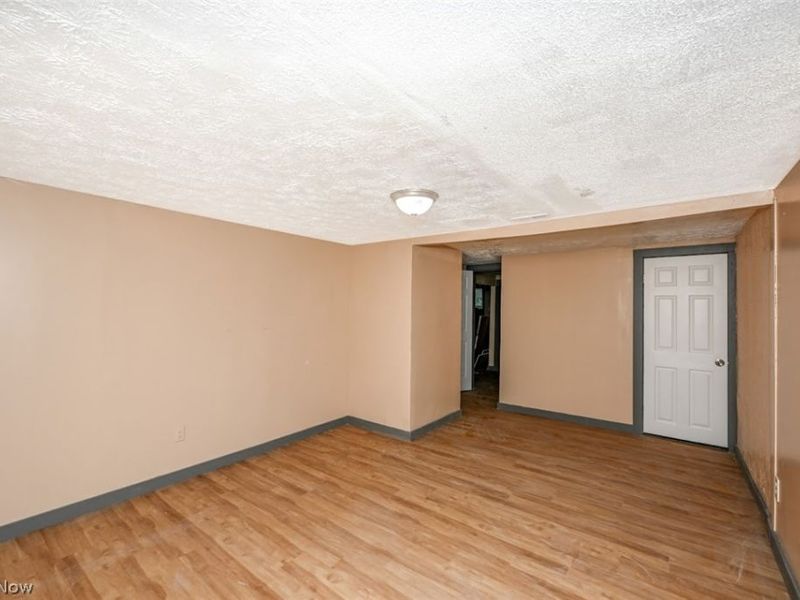 916 Abington Road, Akron, OH 44312 Photo 22