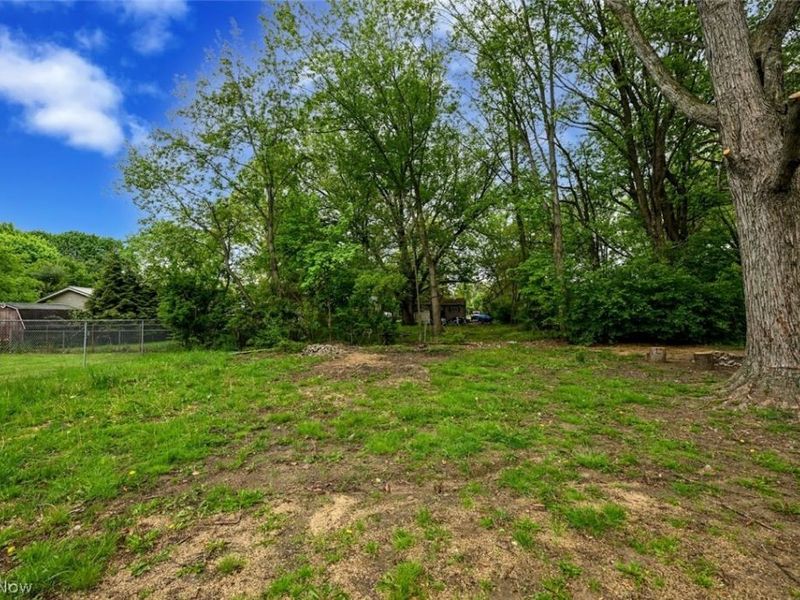 916 Abington Road, Akron, OH 44312 Photo 9