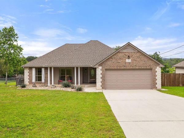 135 Barton RD, San Marcos, TX 78666