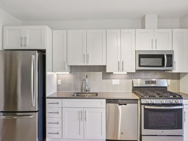 77 New, Unit 419, Cambridge, MA 02138