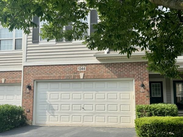 1344 Danada Court, Naperville, IL 60563