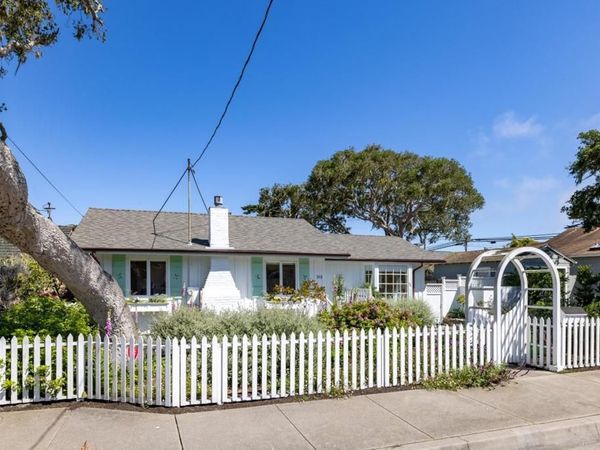 315 Willow Street, Pacific Grove, CA 93950
