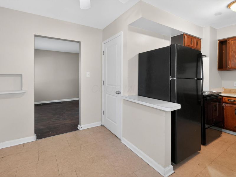 533 S Weyant Avenue , Columbus, OH 43213 Photo 6
