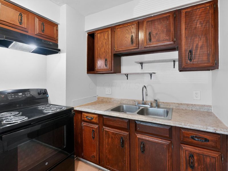 533 S Weyant Avenue , Columbus, OH 43213 Photo 9