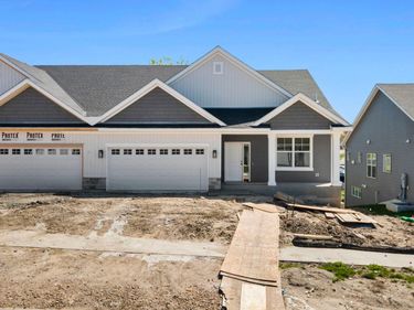 7082 Weston Lane N, Maple Grove, MN 55311
