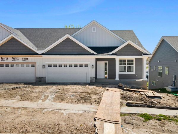 7082 Weston Lane N, Maple Grove, MN 55311