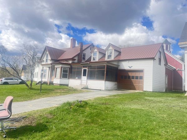 22 Church Street, Burke, VT 05871