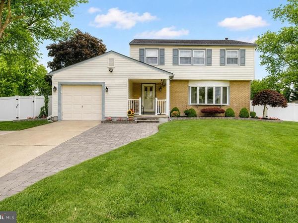 12 CASTOR COURT, BLACKWOOD, NJ 08012