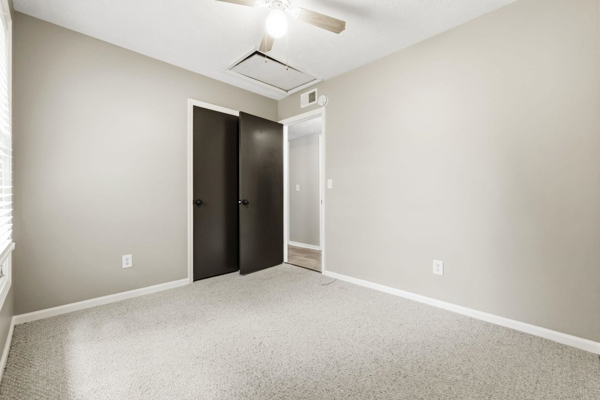 615 Burcale Road Circle Photo 21