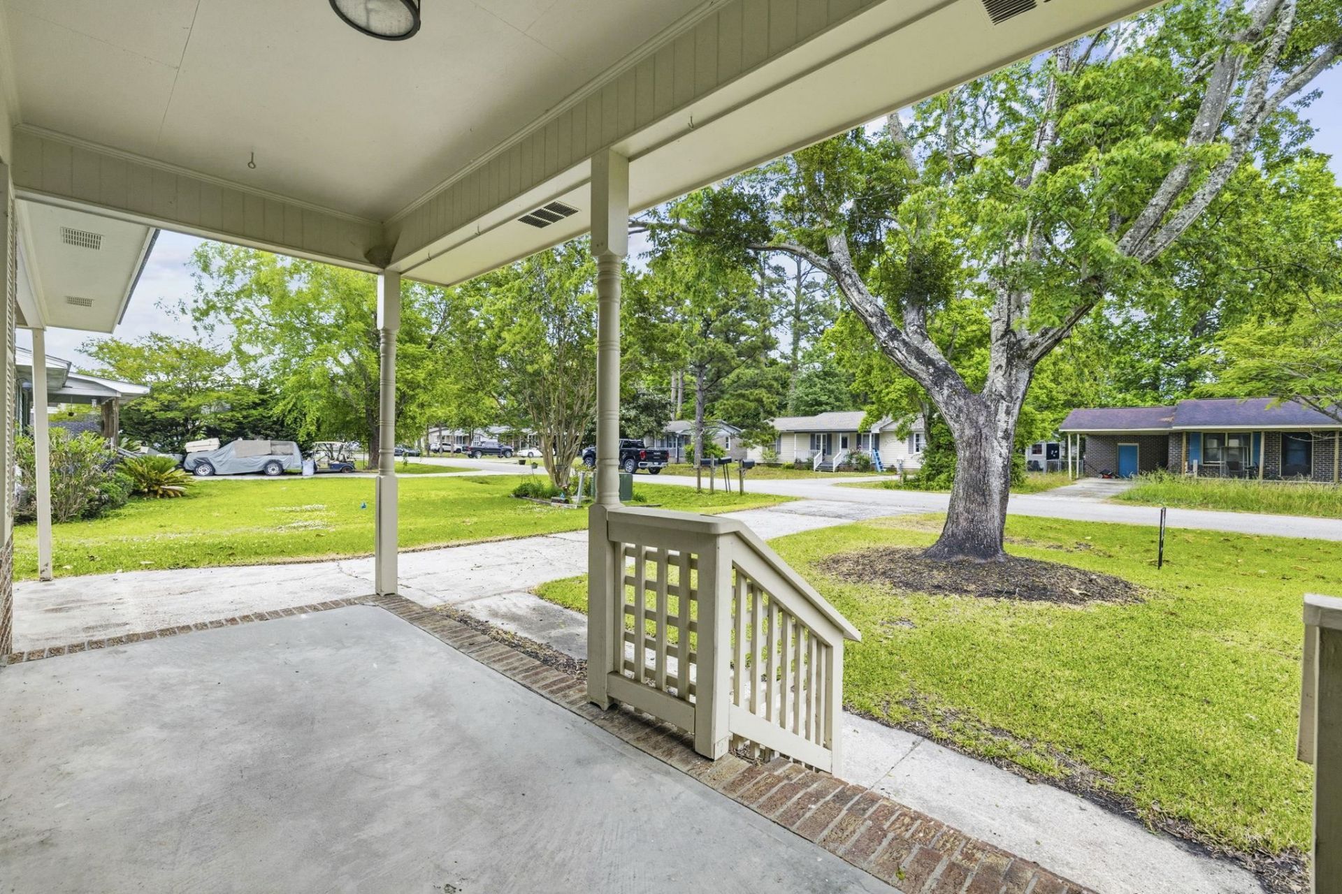 615 Burcale Road Circle Photo 35