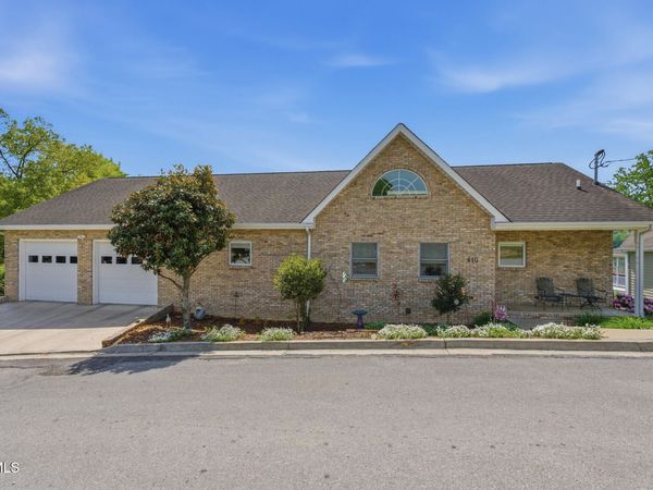 410 Lakeview Street, Bluff City, TN 37618