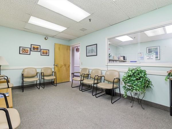 511 W Grove St, Unit 105, Middleboro, MA 02346