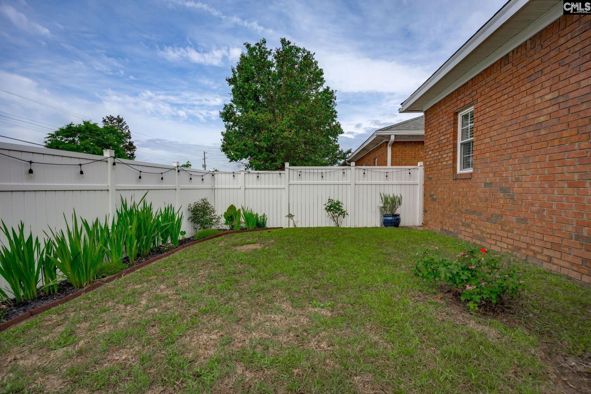 40 Crescent Moon Court Photo 33