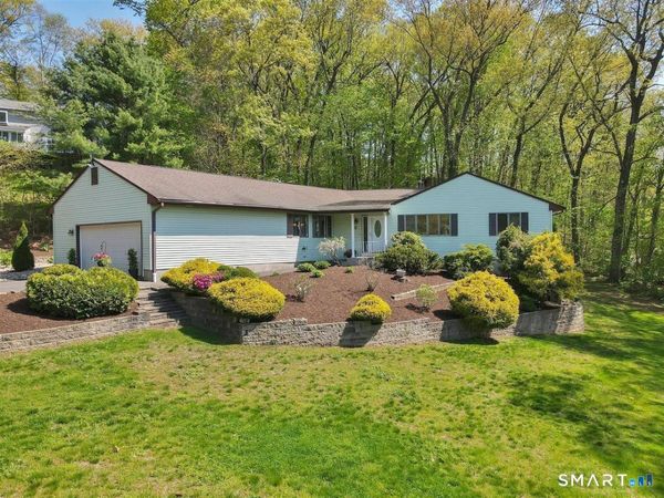 6 Rivercove, Cromwell, CT 06416