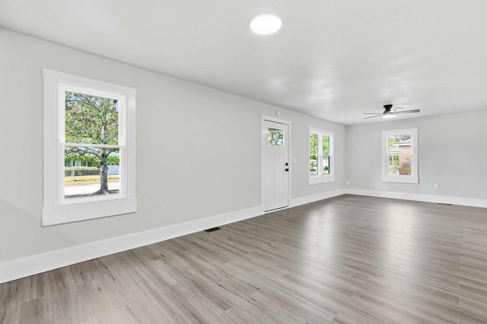 513 Warren Street Photo 7