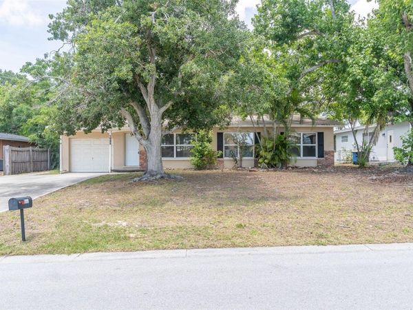 1542 CARROLL STREET , CLEARWATER, FL 33755