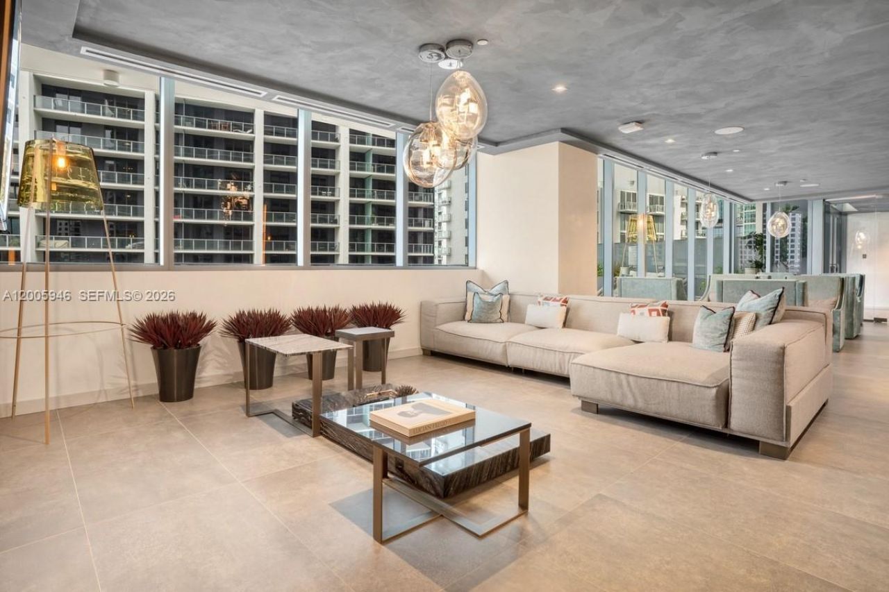 1000 Brickell Plz , Unit 4907, Miami, FL 33131 Photo