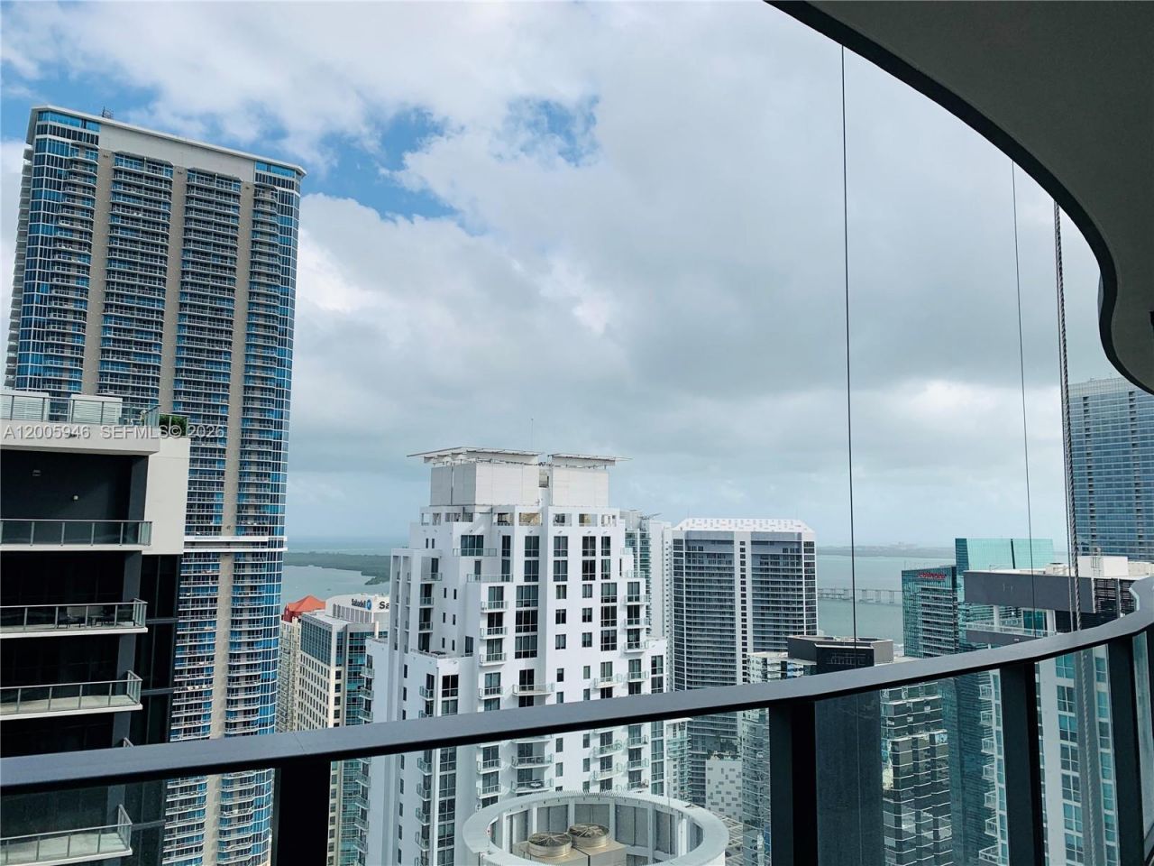 1000 Brickell Plz , Unit 4907, Miami, FL 33131 Photo