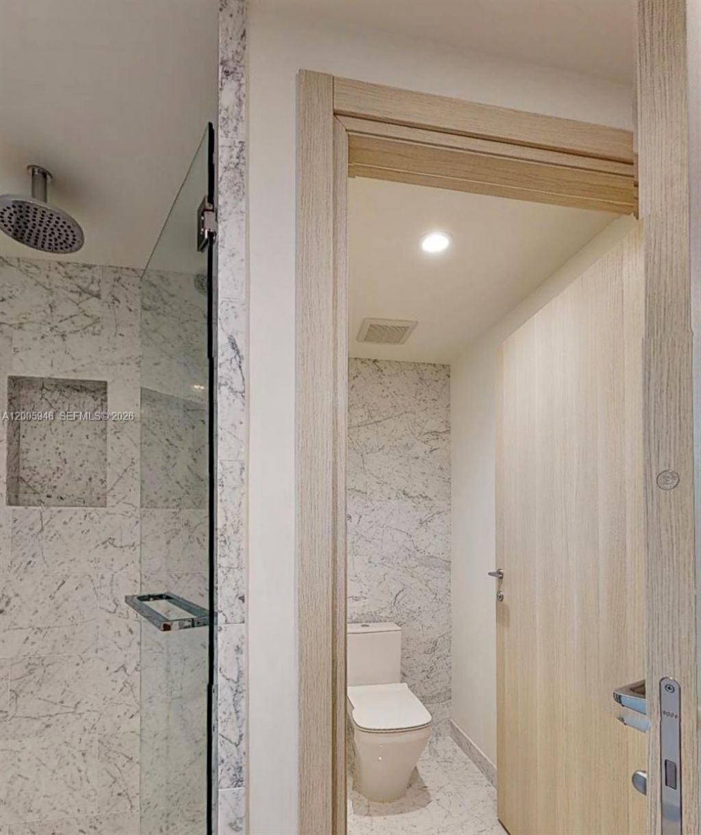 1000 Brickell Plz , Unit 4907, Miami, FL 33131 Photo
