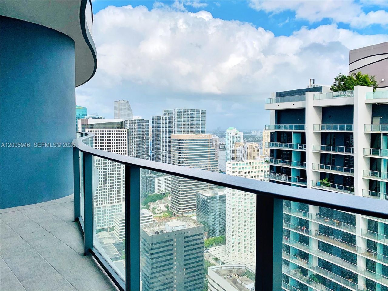 1000 Brickell Plz , Unit 4907, Miami, FL 33131 Photo