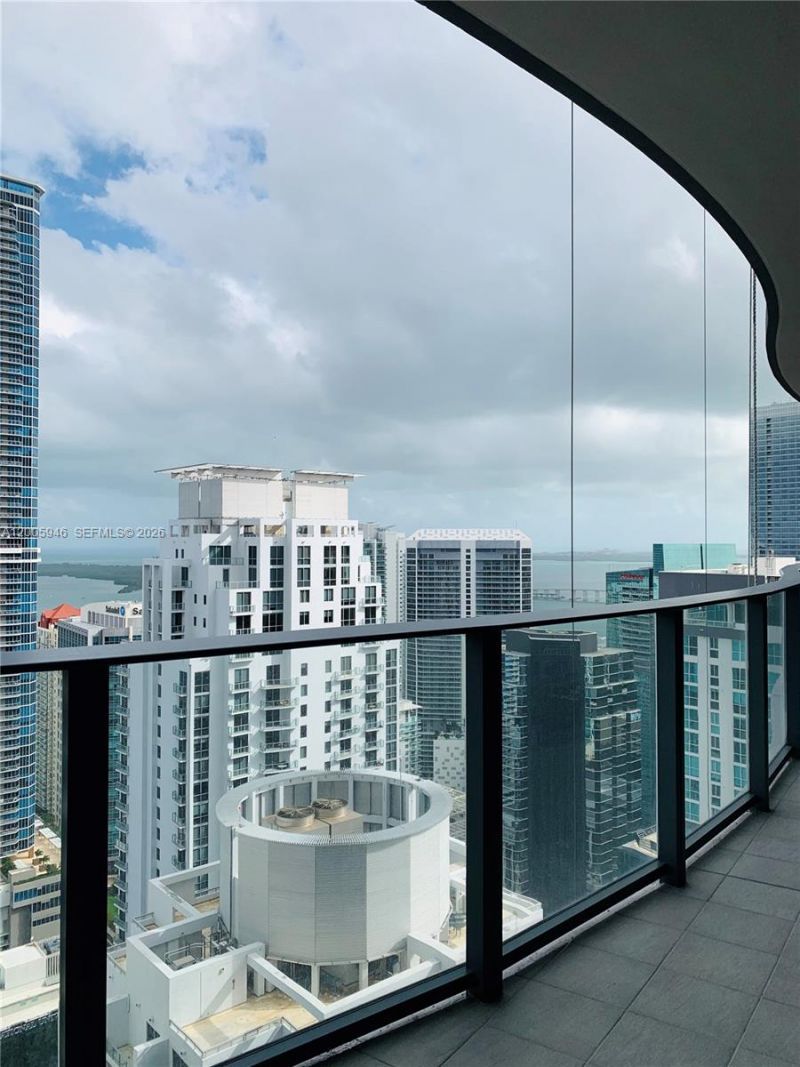 1000 Brickell Plz , Unit 4907, Miami, FL 33131 Photo