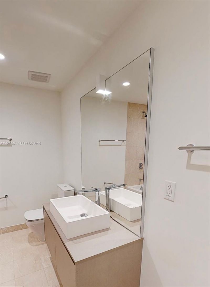 1000 Brickell Plz , Unit 4907, Miami, FL 33131 Photo