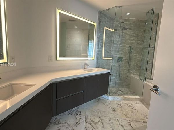 851 NE 1st Ave , Unit 4404, Miami, FL 33132