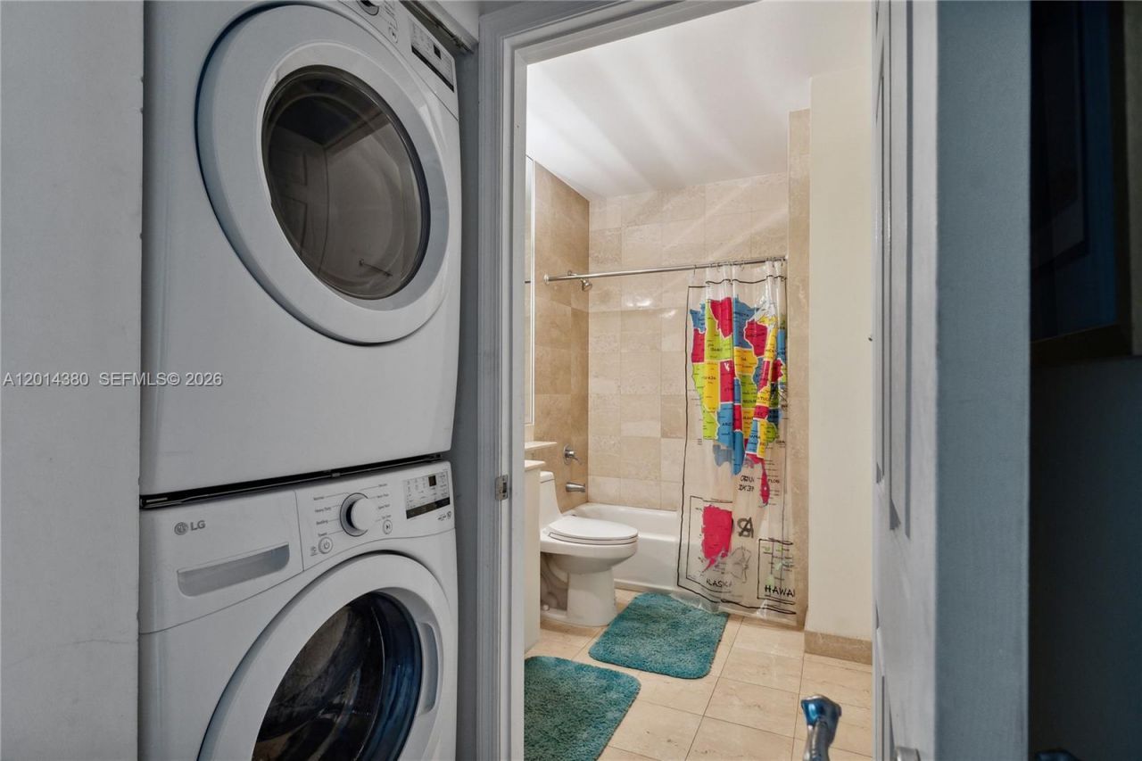 100 Meridian Ave , Unit 244, Miami Beach, FL 33139 Photo