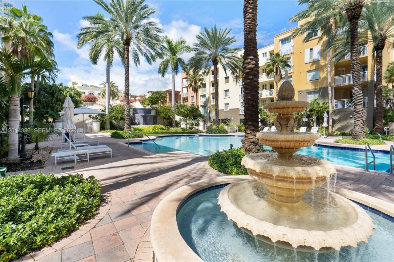 100 Meridian Ave , Unit 244, Miami Beach, FL 33139 Photo