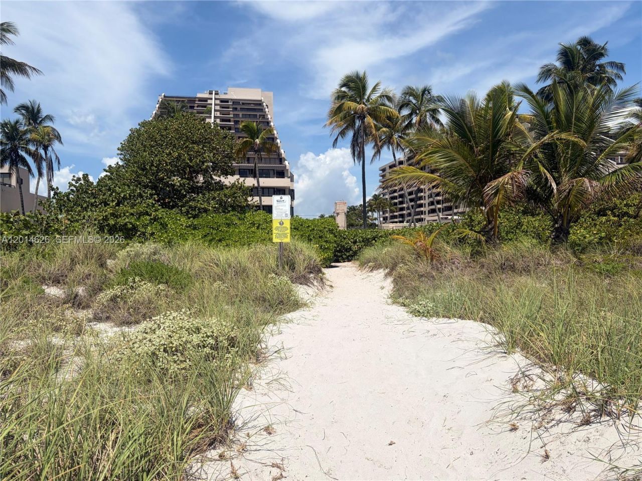 201 Crandon Blvd , Unit 424, Key Biscayne, FL 33149 Photo