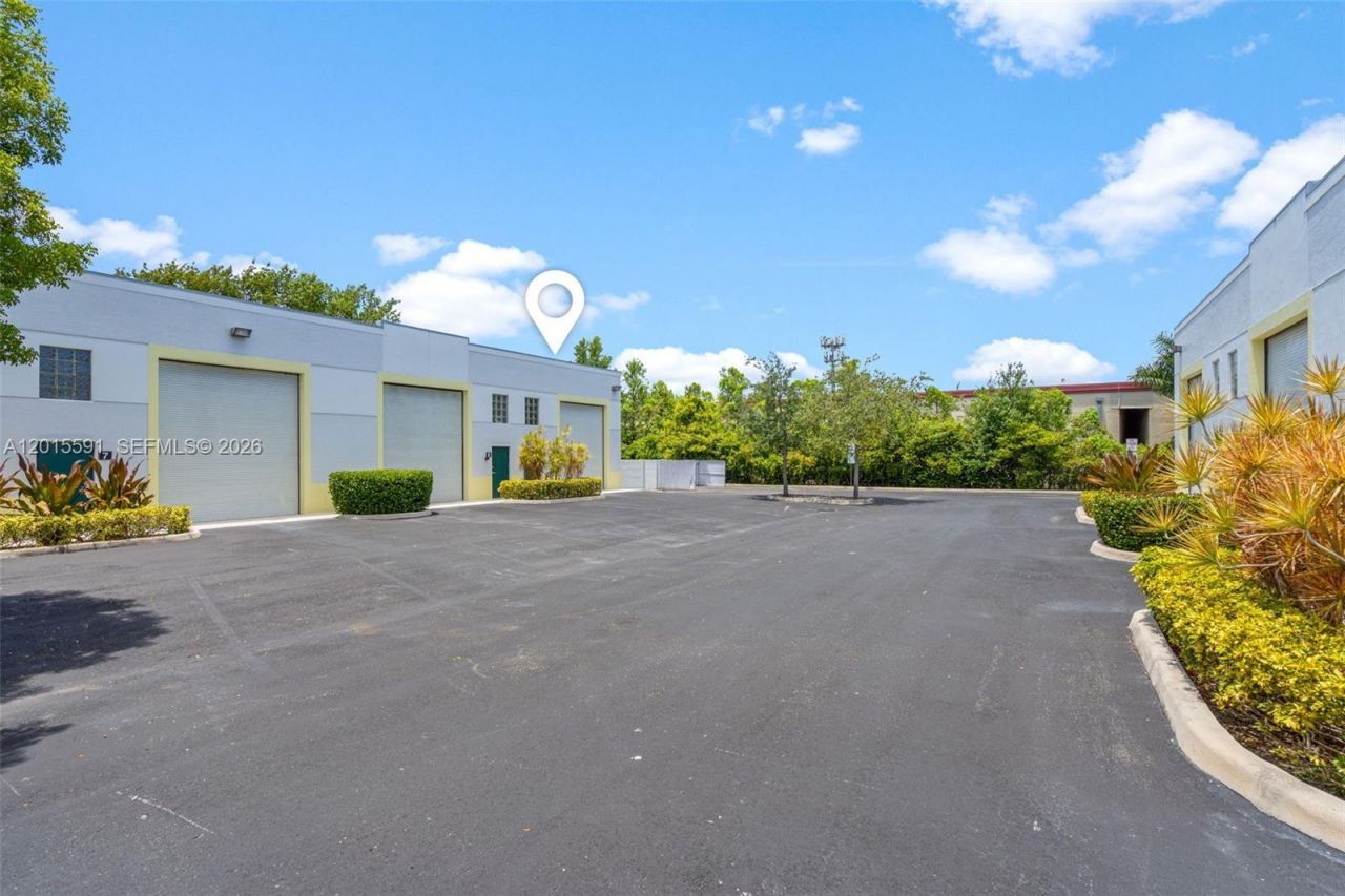 2937 Ravenswood Rd, Unit 9S, Dania Beach, FL 33312 Photo