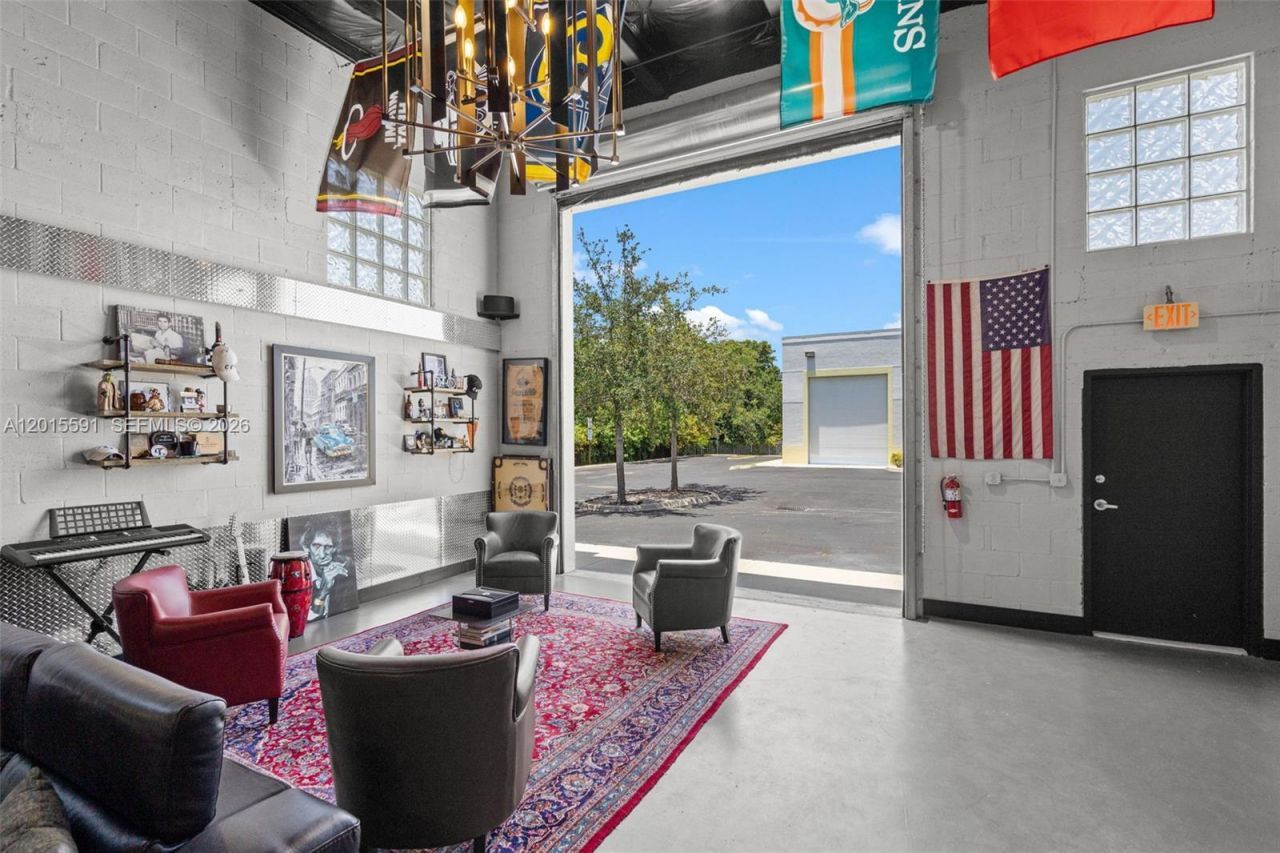 2937 Ravenswood Rd, Unit 9S, Dania Beach, FL 33312 Photo