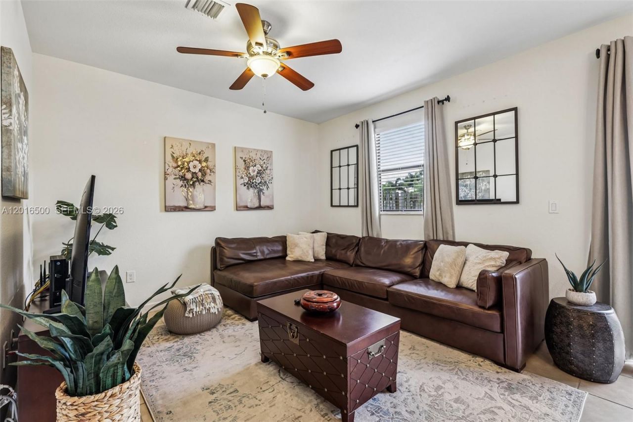 284 SE 37th Ter , Homestead, FL 33033 Photo