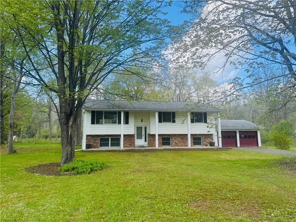 23 Chestnut Street , Big Flats, NY 14814
