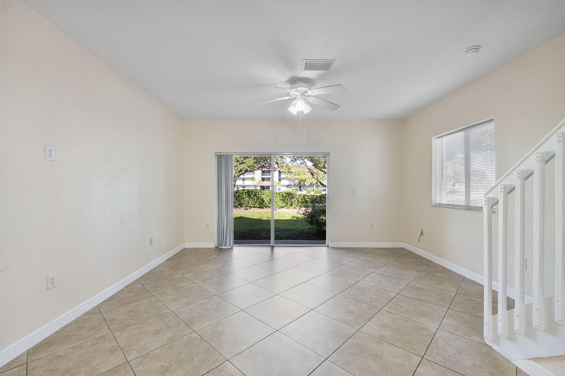 5910 Riverside Avenue, Tamarac, FL 33321 Photo