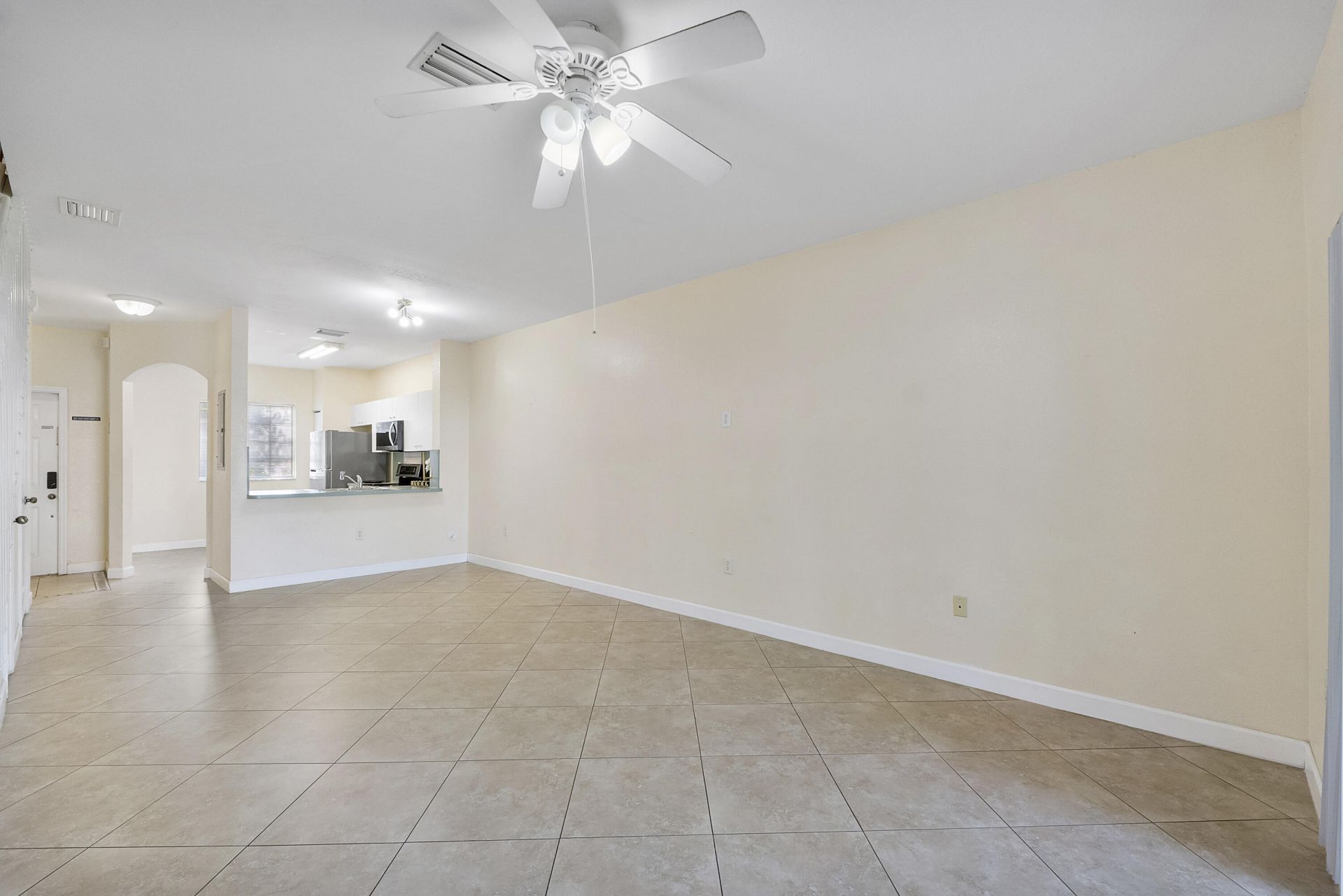 5910 Riverside Avenue, Tamarac, FL 33321 Photo
