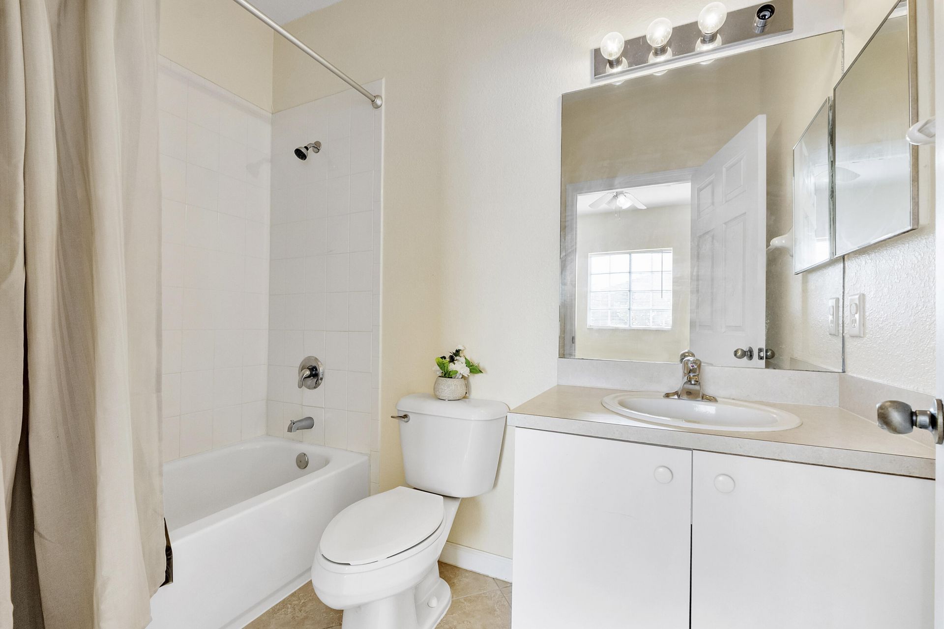 5910 Riverside Avenue, Tamarac, FL 33321 Photo