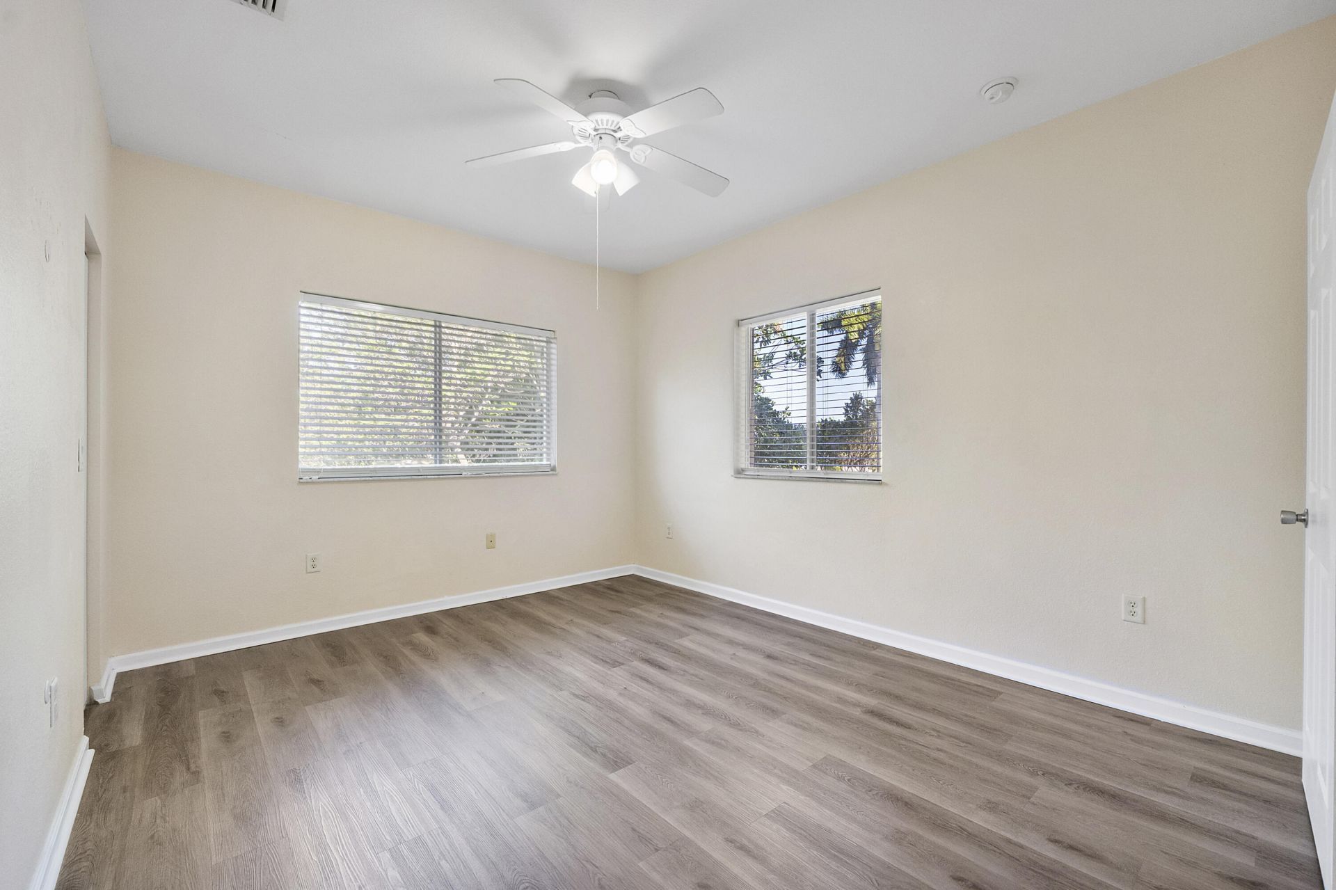 5910 Riverside Avenue, Tamarac, FL 33321 Photo