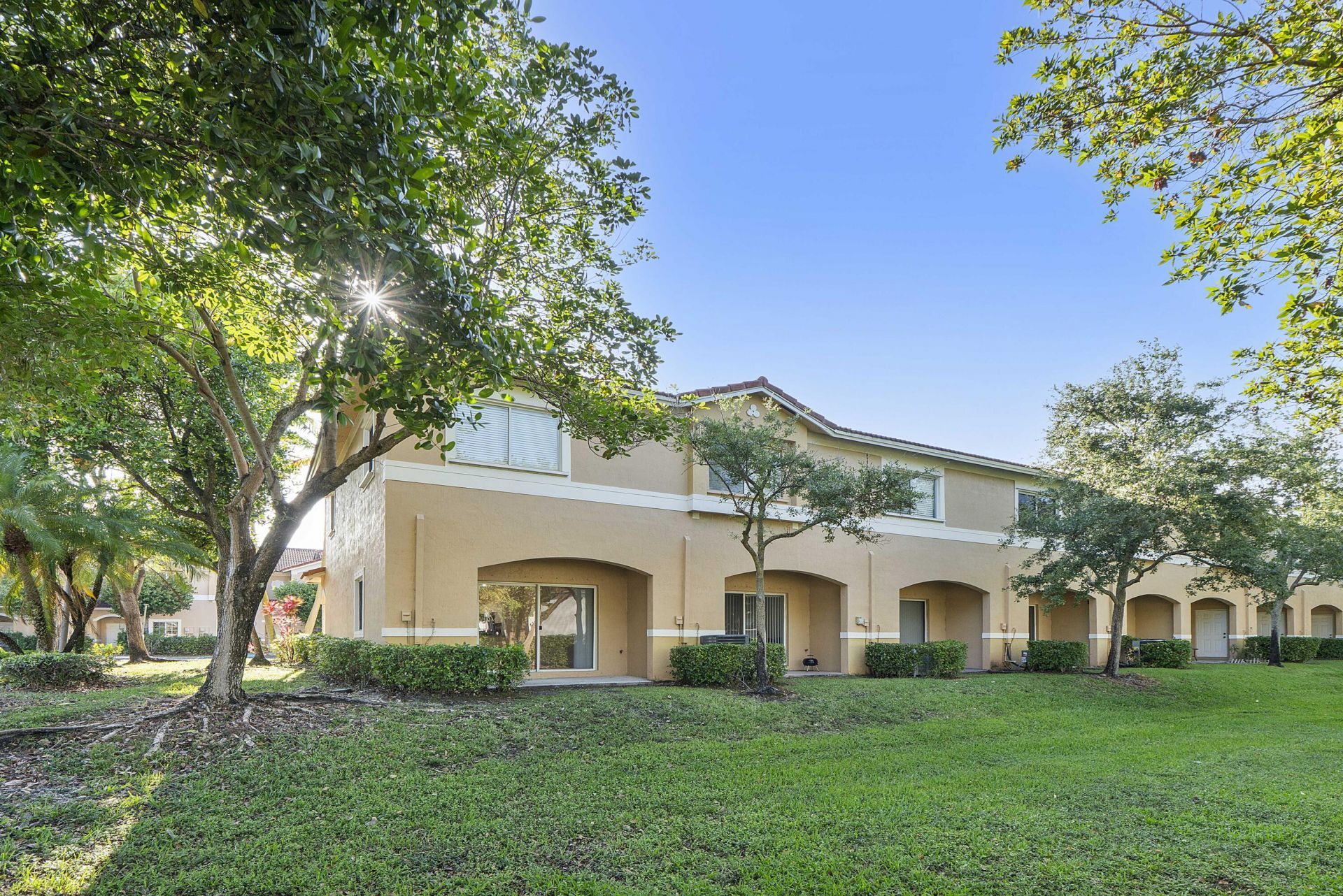 5910 Riverside Avenue, Tamarac, FL 33321 Photo
