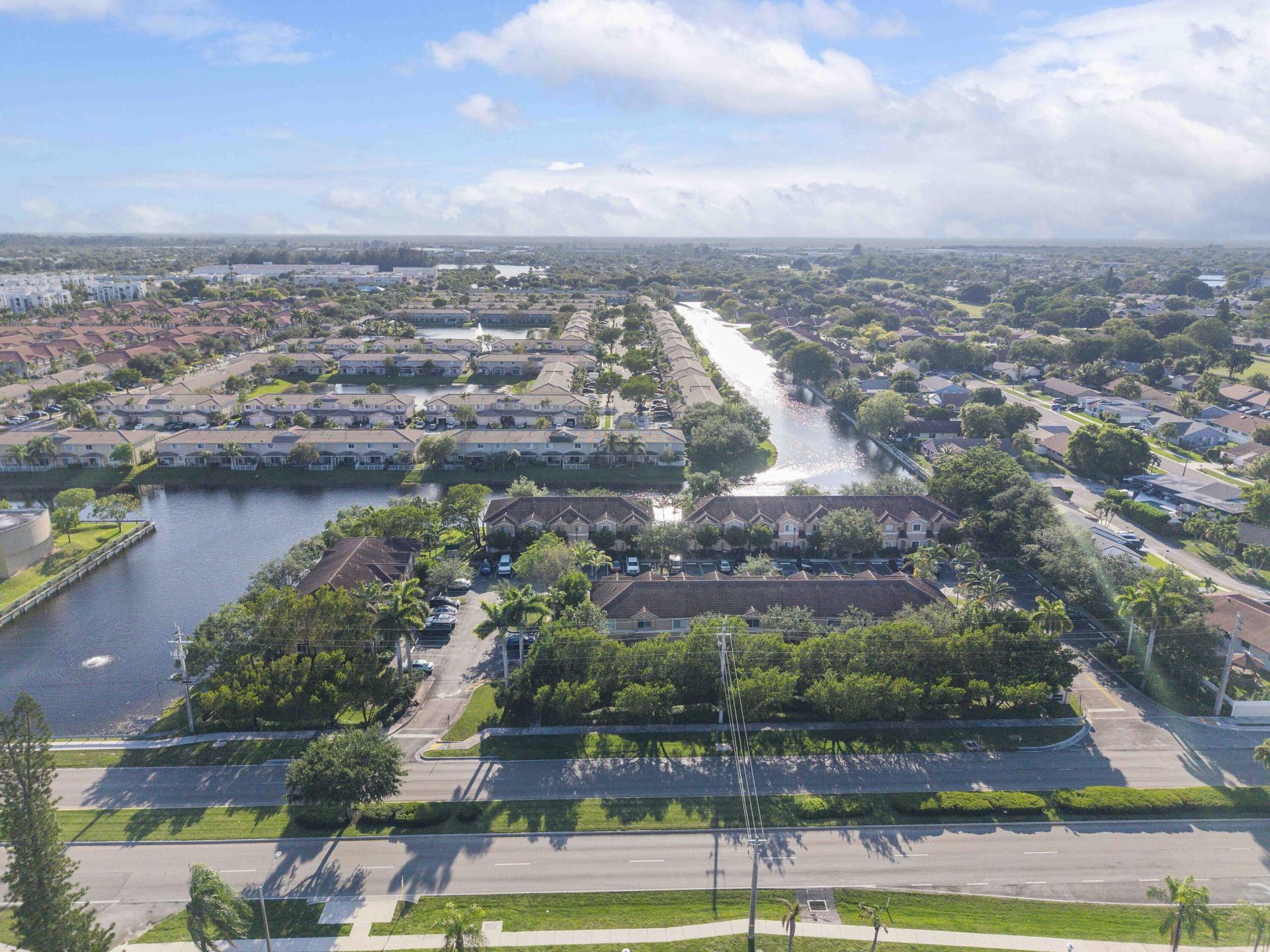 5910 Riverside Avenue, Tamarac, FL 33321 Photo