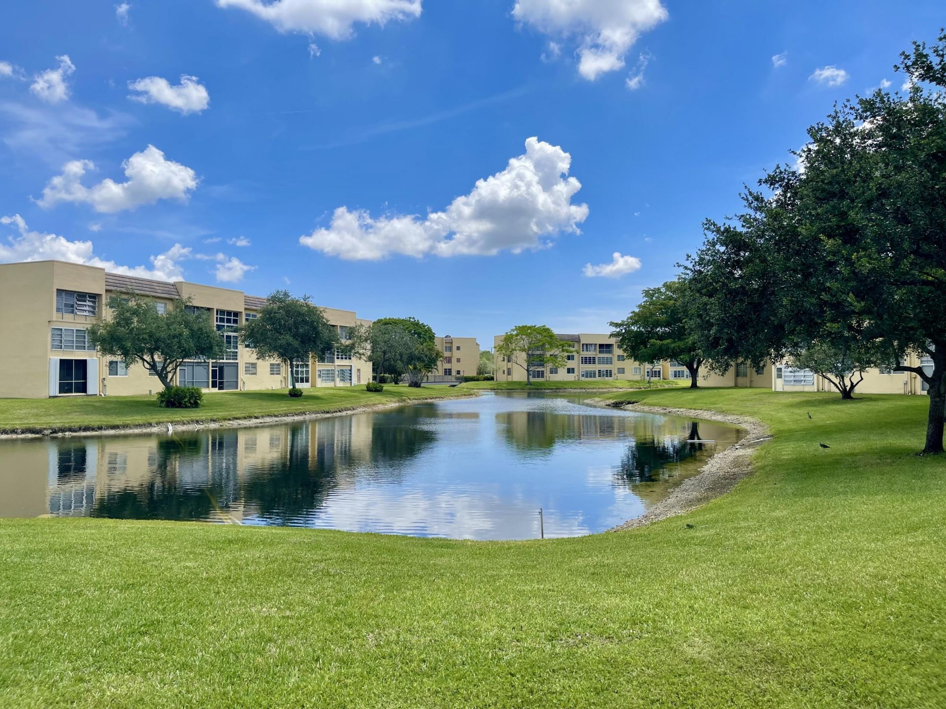 5980 NW 64th Avenue, Unit 305, Tamarac, FL 33319 Photo