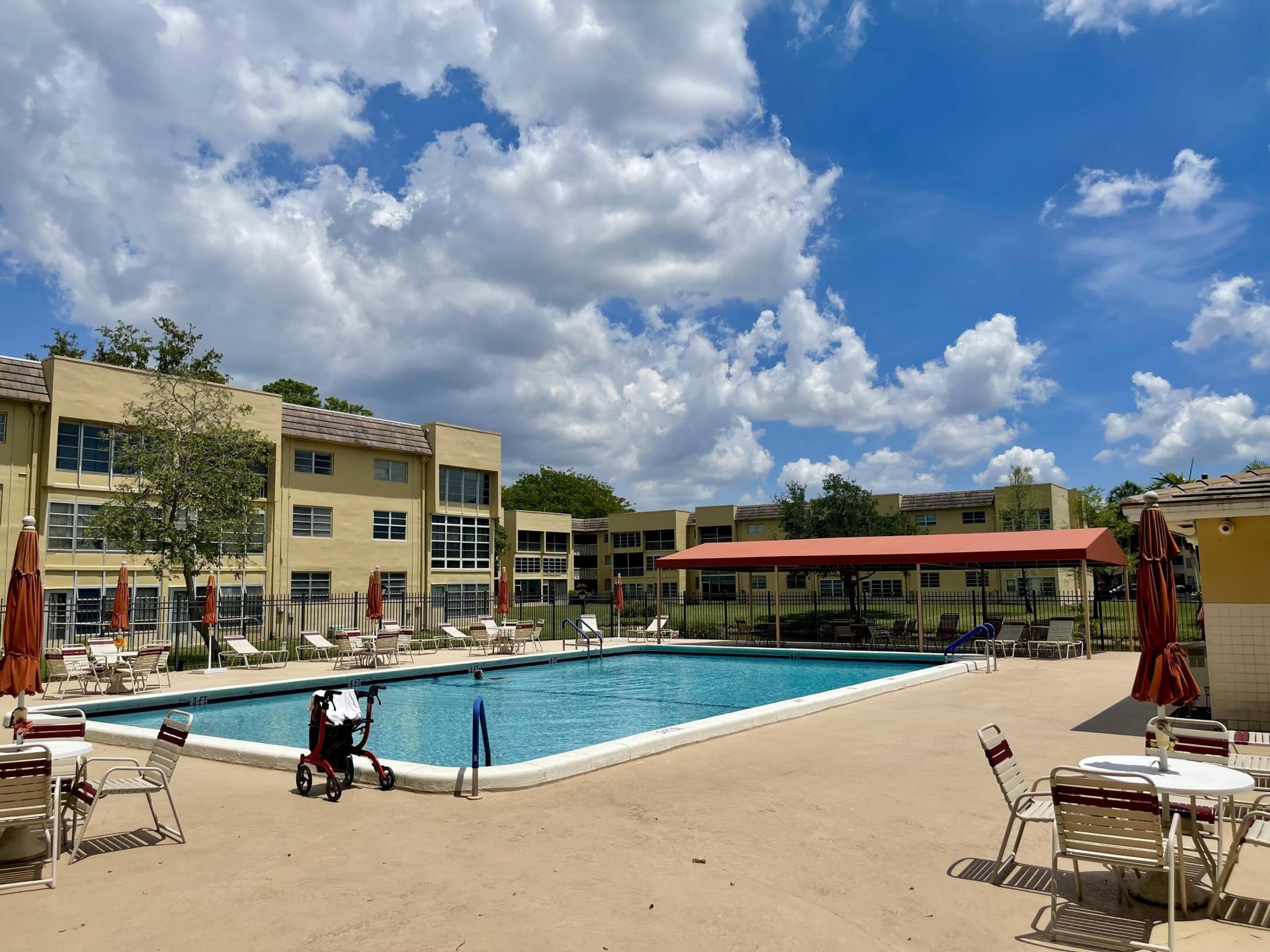 5980 NW 64th Avenue, Unit 305, Tamarac, FL 33319 Photo