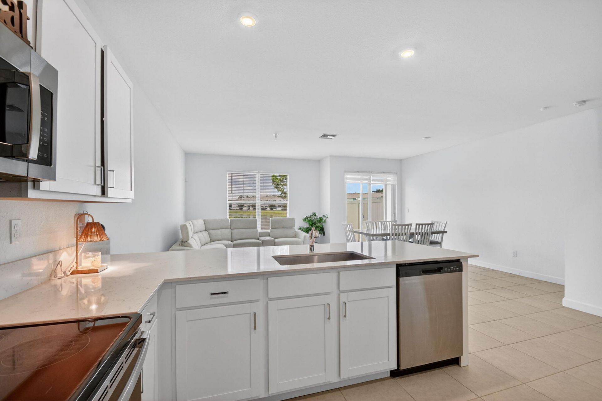 6933 N Harbours Edge Avenue, Lake Worth, FL 33467 Photo