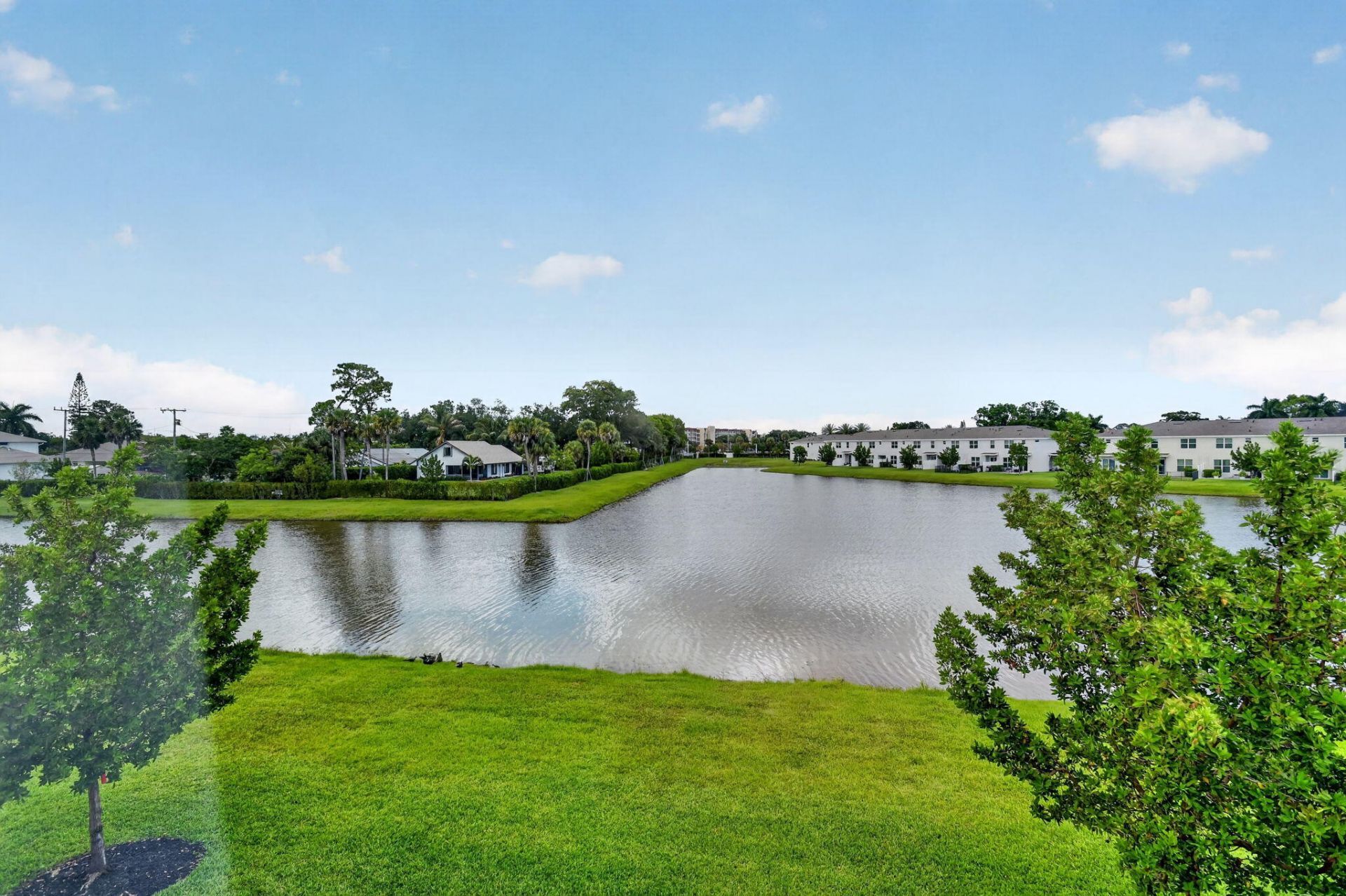 6933 N Harbours Edge Avenue, Lake Worth, FL 33467 Photo