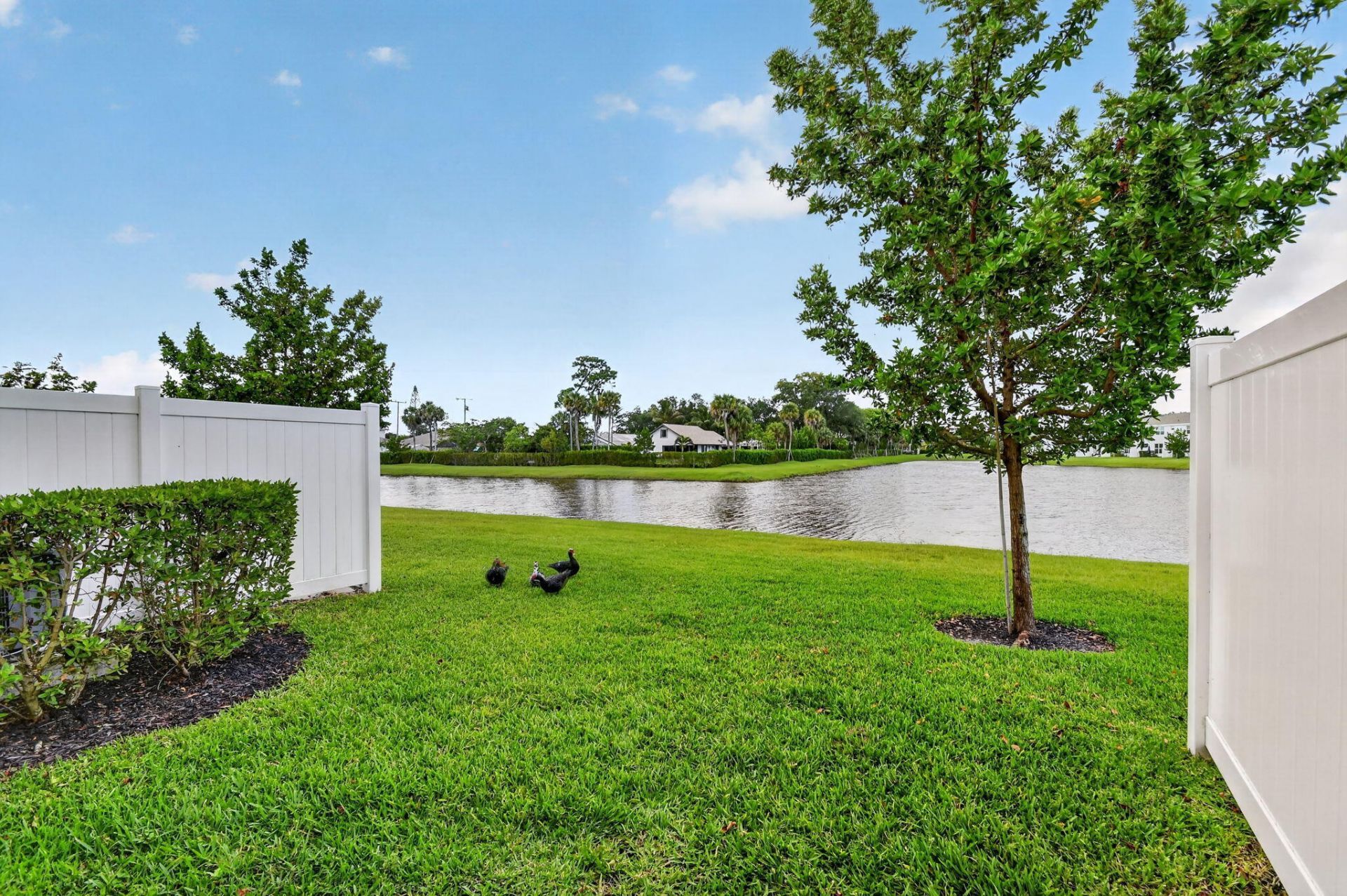 6933 N Harbours Edge Avenue, Lake Worth, FL 33467 Photo