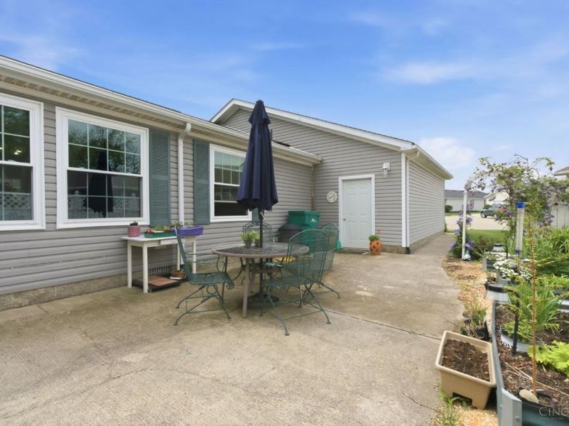 2310 Mallory Court, Unit 8, Fairborn, OH 45324 Photo 7